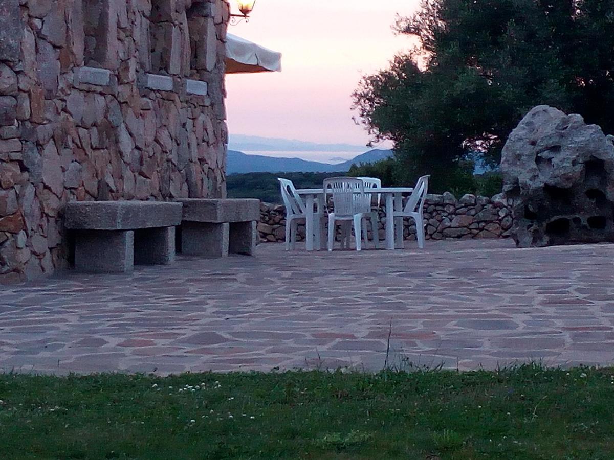 Turismo Rurale L'Agliuledda Βίλα Sant'Antonio di Gallura Εξωτερικό φωτογραφία